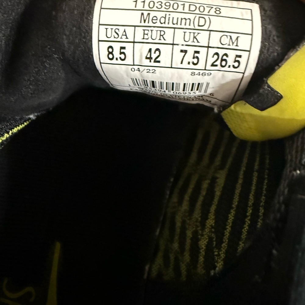 Brooks Hyperion Max men size 8.5 Running Shoe - Black & Yellow - Picture 9 of 9